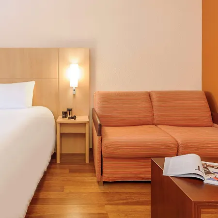 Hotel Ibis Costanza Esterno foto
